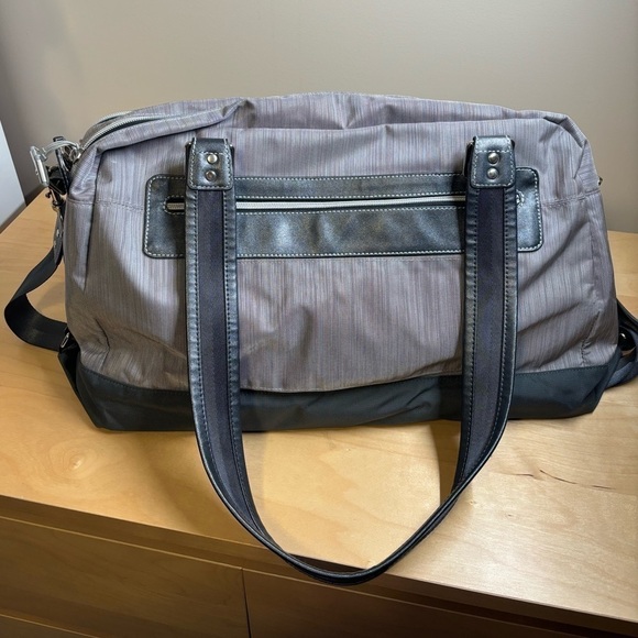 Eagle Creek Emerson Carryall Bag - Picture 3 of 10